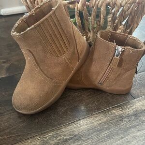 Ugg boots side zipper unisex Toddler 8 booties